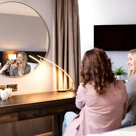 都柏林摩天酒店 酒店 都柏林