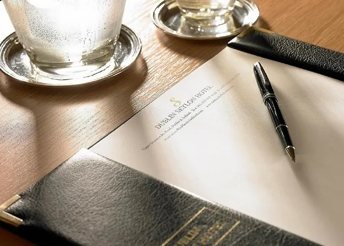 都柏林摩天酒店 酒店 4*