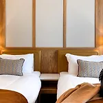 Skylon Hotel 4*